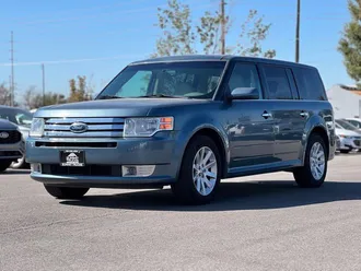 2010 Ford Flex photo 3