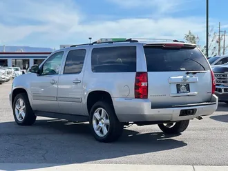 2010 Chevrolet Suburban 1500 photo 6