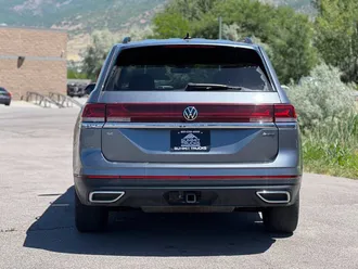 2024 Volkswagen Atlas photo 6