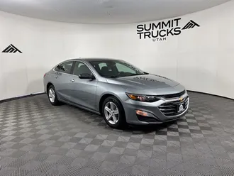 2024 Chevrolet Malibu photo 2
