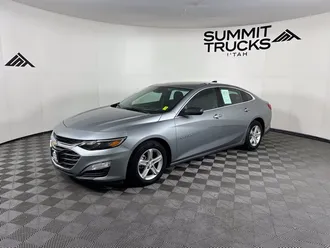 2024 Chevrolet Malibu photo 3