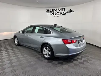 2024 Chevrolet Malibu photo 4
