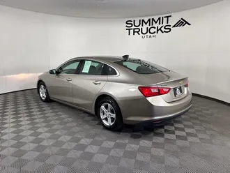 2024 Chevrolet Malibu photo 4
