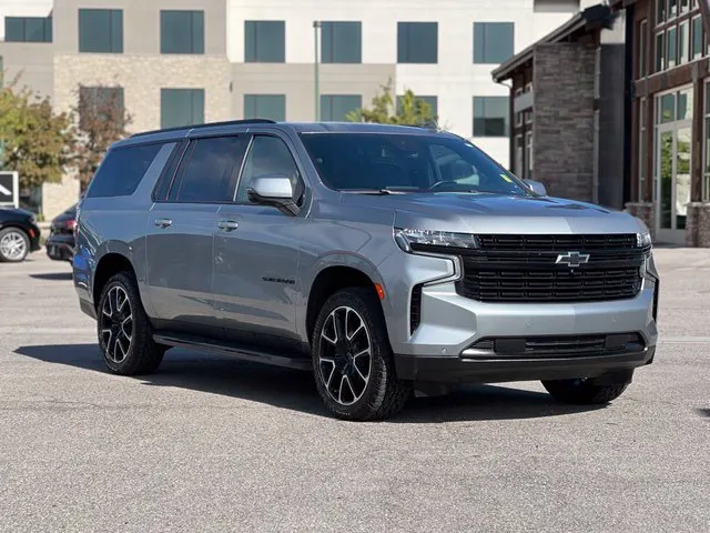 2024 Chevrolet Suburban RST