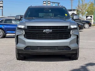 2024 Chevrolet Suburban photo 2