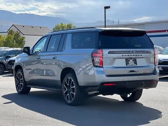 2024 Chevrolet Suburban photo 5