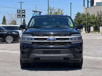2023 Ford Expedition photo 2