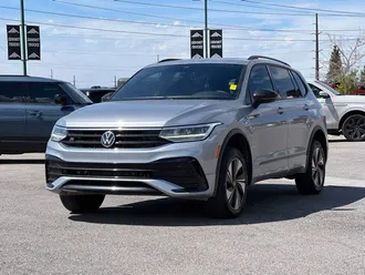 2023 Volkswagen Tiguan photo 3