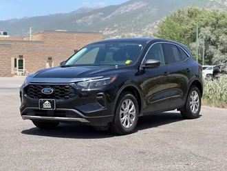 2023 Ford Escape photo 3