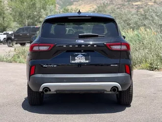 2023 Ford Escape photo 7