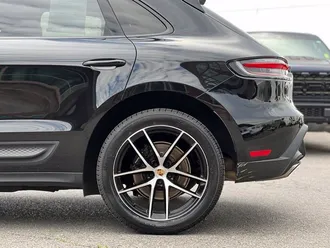 2023 Porsche Macan photo 5