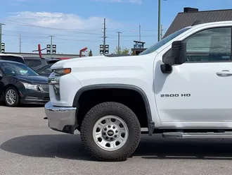 2023 Chevrolet Silverado 2500HD photo 4