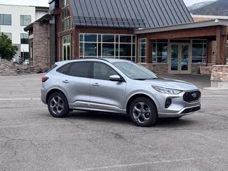 2023 Ford Escape photo 2