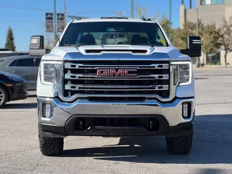2023 GMC Sierra 3500HD photo 2