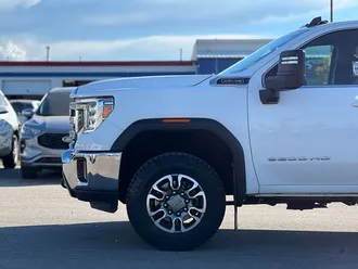 2023 GMC Sierra 3500HD photo 4