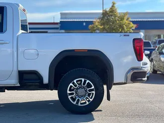2023 GMC Sierra 3500HD photo 5