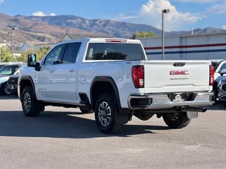 2023 GMC Sierra 3500HD photo 6
