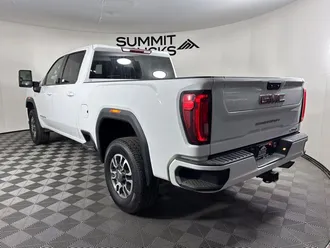2022 GMC Sierra 3500HD photo 5