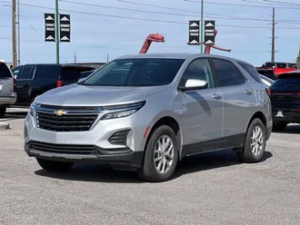 2022 Chevrolet Equinox photo 3