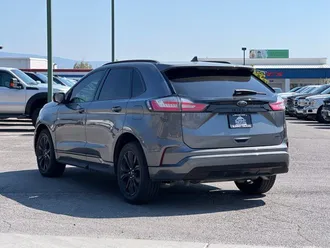 2022 Ford Edge photo 6