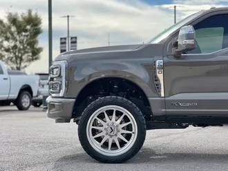 2026 Ford F-350SD photo 4
