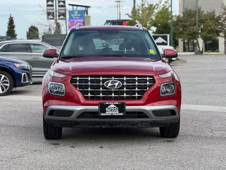 2025 Hyundai Venue photo 2