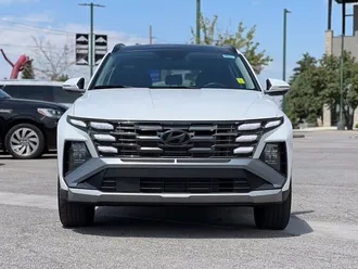 2025 Hyundai Tucson photo 2