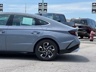 2025 Hyundai Sonata photo 5