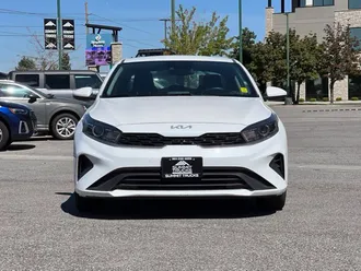 2024 Kia Forte photo 2