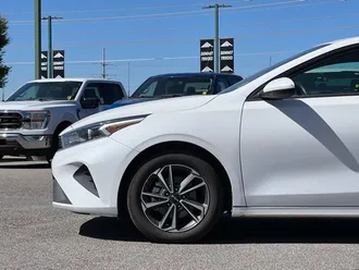 2024 Kia Forte photo 4