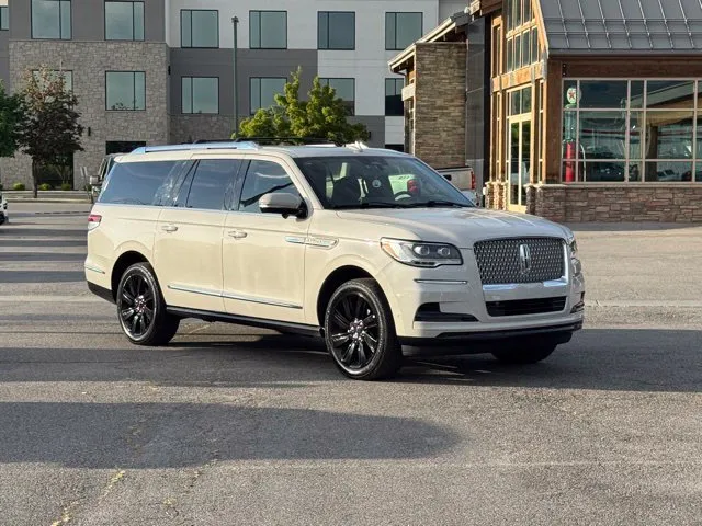 2024 Lincoln Navigator L Reserve