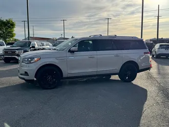 2024 Lincoln Navigator L photo 3