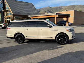 2024 Lincoln Navigator L photo 5