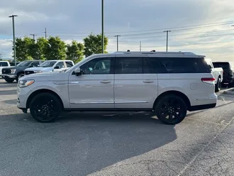 2024 Lincoln Navigator L photo 6