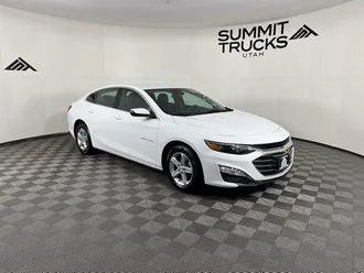2024 Chevrolet Malibu photo 2