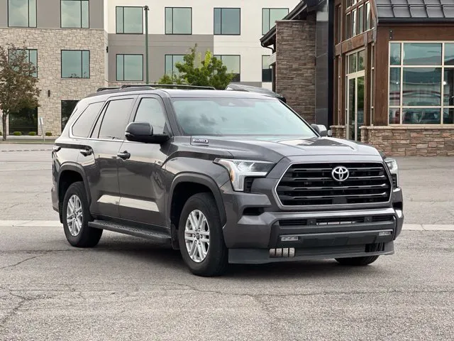 2024 Toyota Sequoia SR5