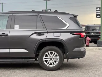 2024 Toyota Sequoia photo 5