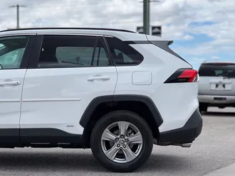 2024 Toyota RAV4 Hybrid photo 5