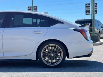 2024 Cadillac CT5 photo 5