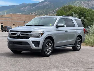 2024 Ford Expedition photo 3