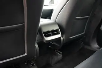 Model Y 18