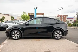 Model Y 8