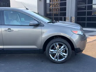 2014 Ford Edge photo 3