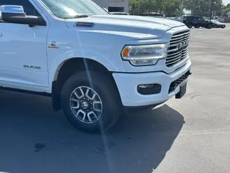 2022 Ram 3500 photo 3