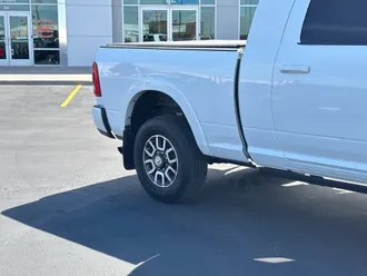 2022 Ram 3500 photo 4