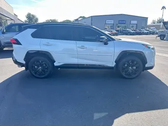 2022 Toyota RAV4 Hybrid photo 5