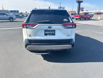 2022 Toyota RAV4 Hybrid photo 7