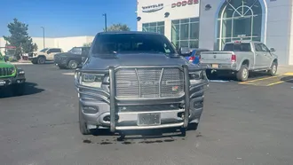 2022 Ram 1500 photo 2