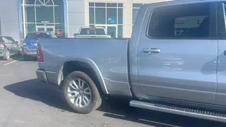2022 Ram 1500 photo 4