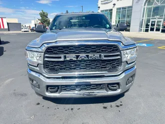 2022 Ram 3500 photo 2